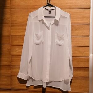 ISDA + Co Sheer White Button Down Soft Flowy Bouse size Womans Large Old Money